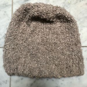 Tan knit Urban Outfitters Pins and Needles Beanie